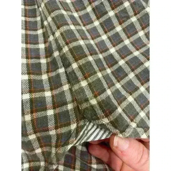 *Men's Fish Hippie Plaid Button Down, size medium - Picture 6 of 9